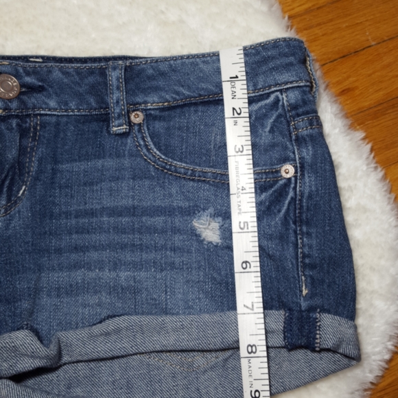 Garage Medium Wash Flirty Shorts - Picture 9 of 11